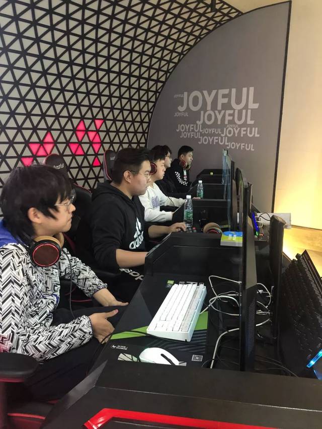 同束缚未来 同束缚未来