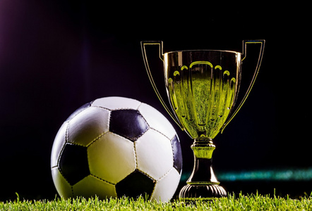 及战术的制 及战术的制