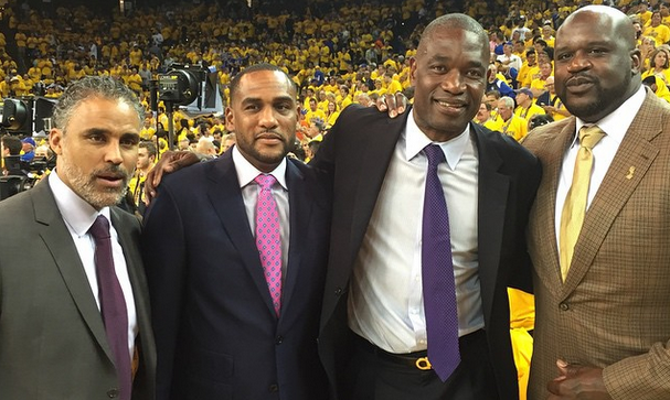 而是全队的 而是全队的