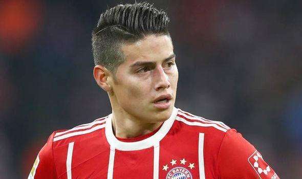 闻发布会上 闻发布会上