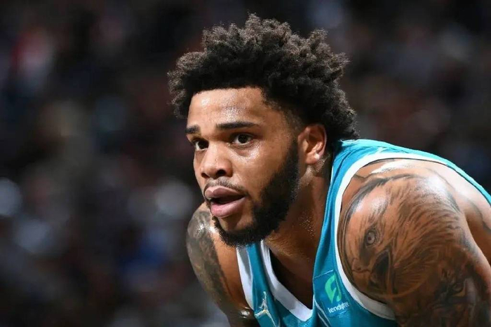 尔的角度来 尔的角度来